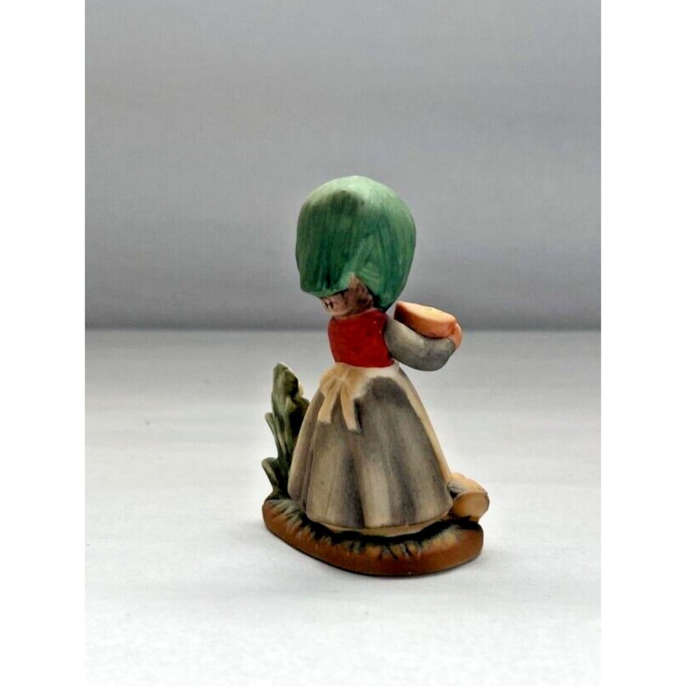 Vintage Napcoware‎ Porcelain Girl Feeding Ducks Small Figurine Japan Collectible - Picture 3 of 4